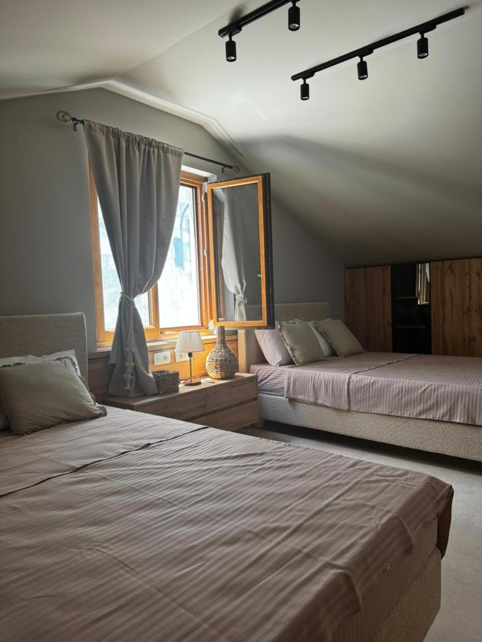 Casa Brilla Daire Tivat Oda fotoğraf